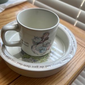 Wedgwood Mrs Tiggy-Winkle Porringer bowl and mug EUC